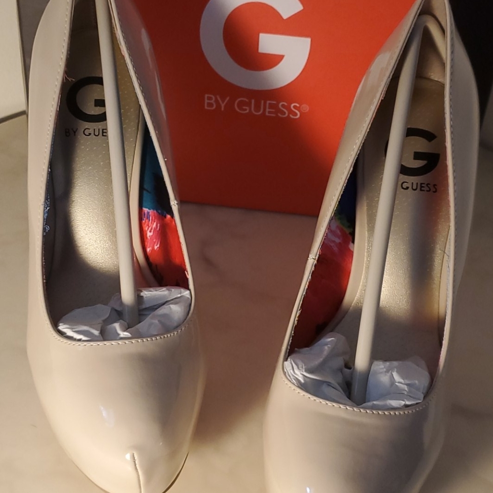 G by Guess - Picture 2 of 6